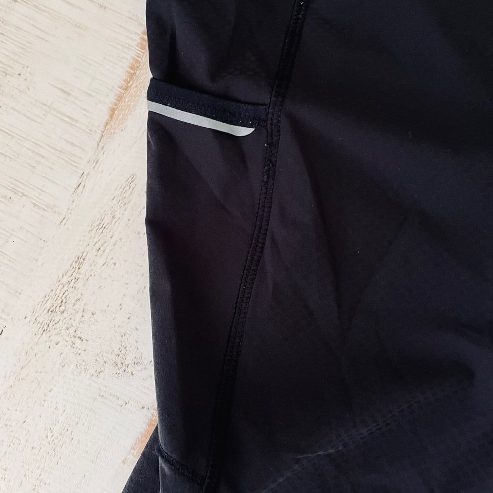 Athleta Capris Workout Gear - Picture 6 of 12